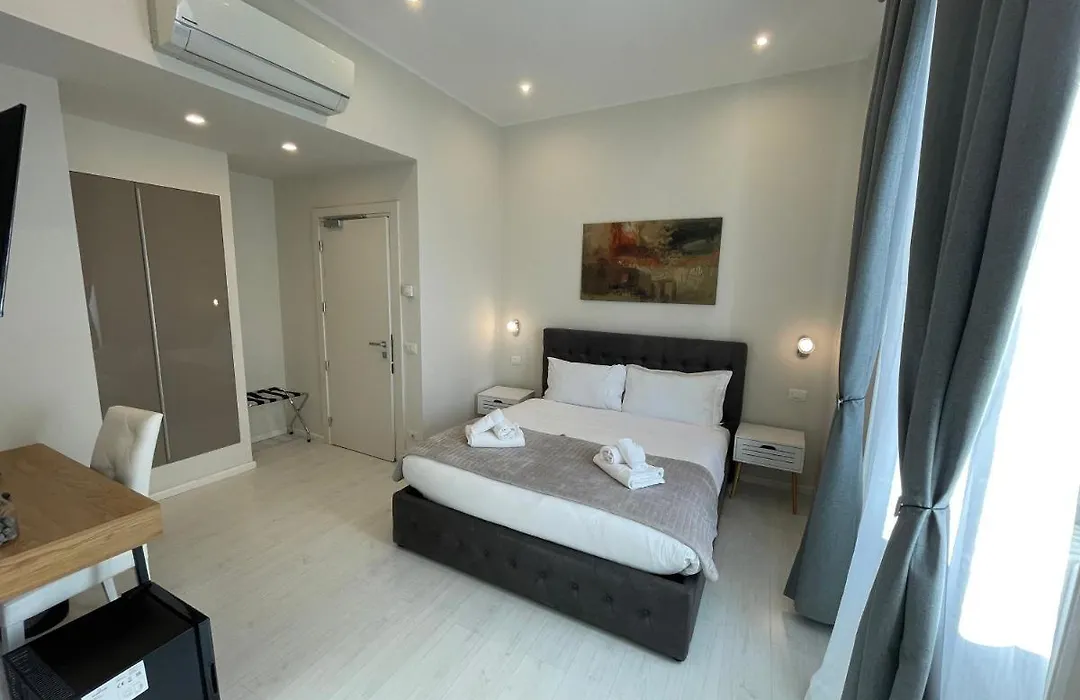 Quintus Luxury Suites-1